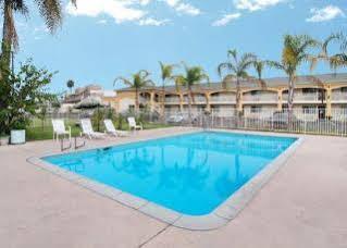 Motel 6 Garden Grove Zewnętrze zdjęcie