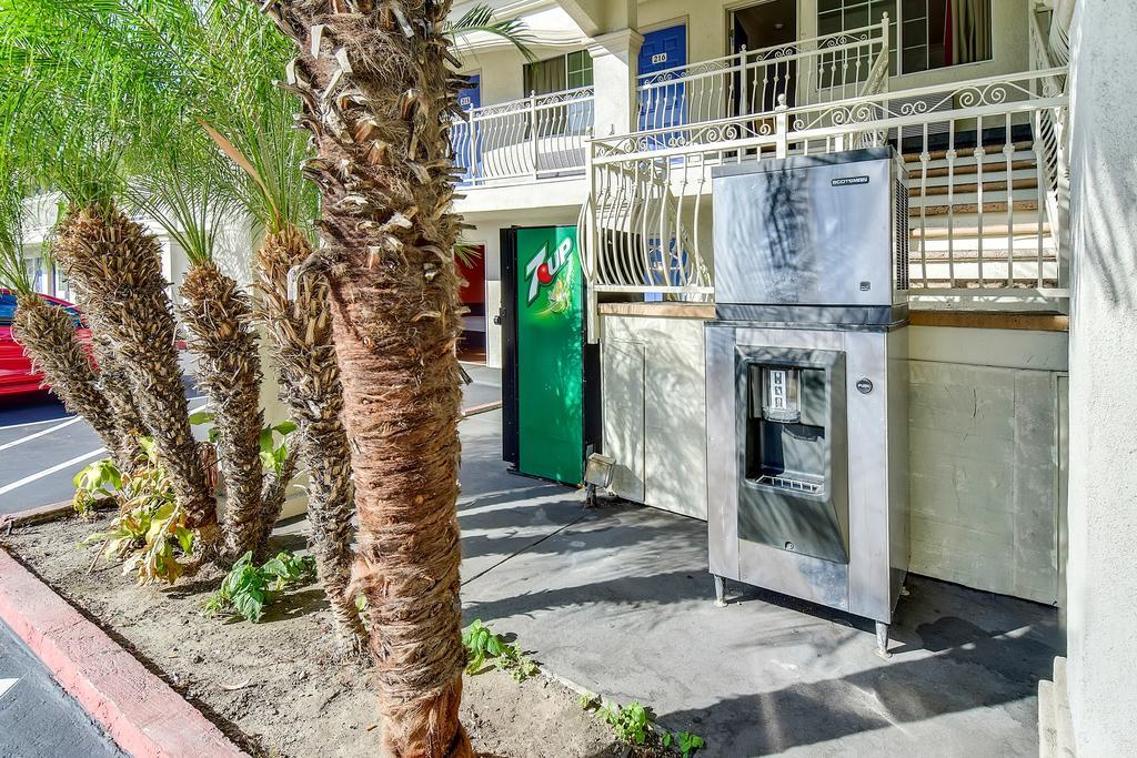 Motel 6 Garden Grove Zewnętrze zdjęcie